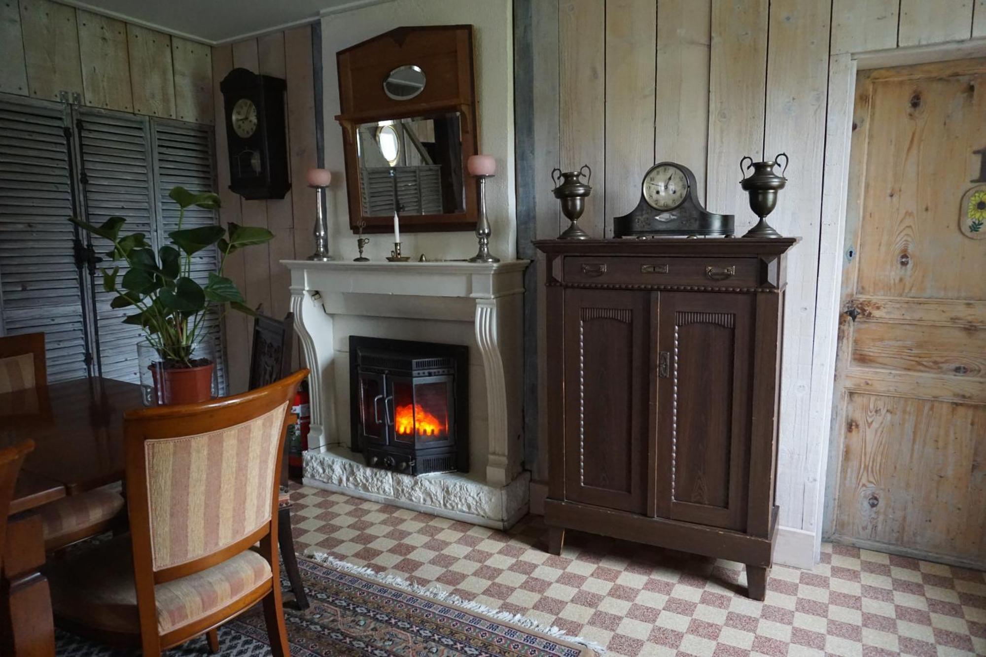 Chambre D'Hotes Juste-Confortable Fleurey-les-Lavoncourt Exteriör bild